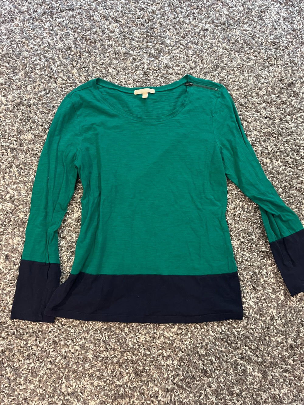 Banana Republic Green Long Sleeve Tee with Navy Colorblock Hem